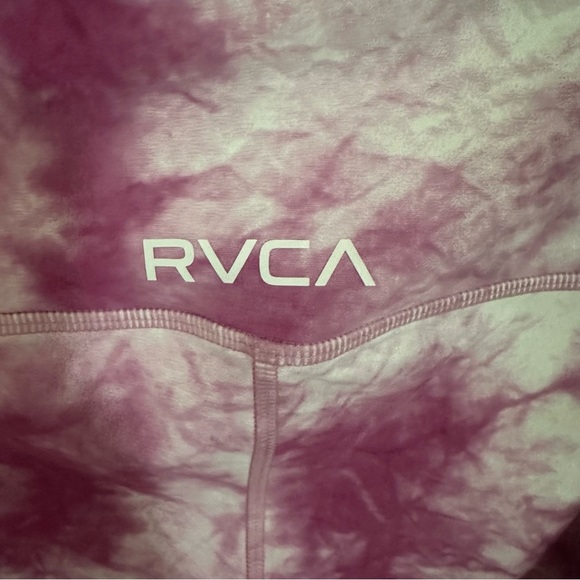 RVCA Purple and Pink Leggings with Unique Tie-Dye Design - Picture 4 of 5